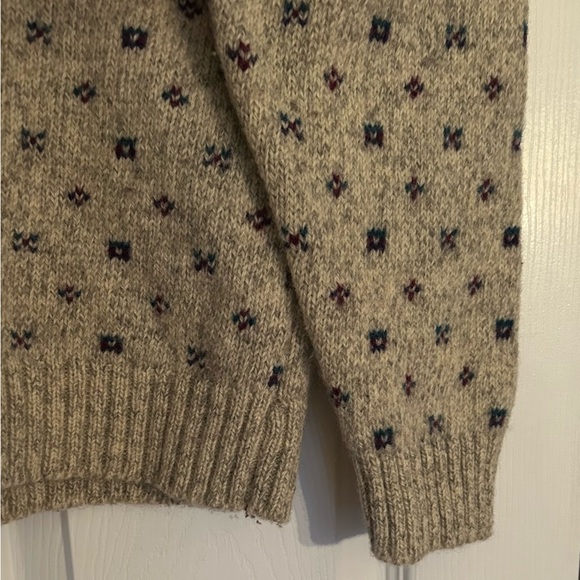 The Woolrich Woman Vintage Tan Wool Pullover Sweater Cat in Window Size Small - Picture 3 of 9